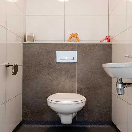 In Near Nature Reserve 度假居